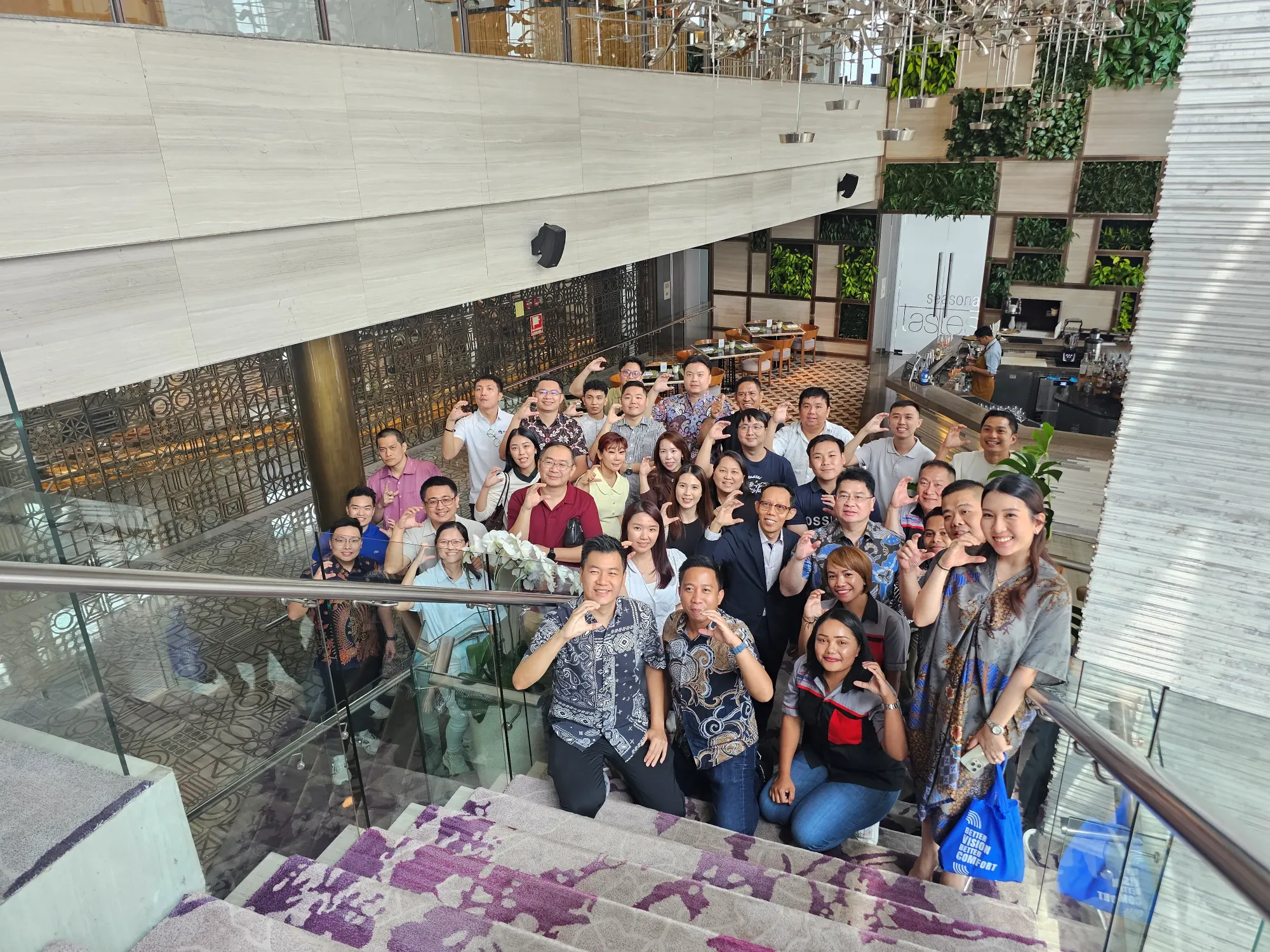 resize_Koleksi Training (2)